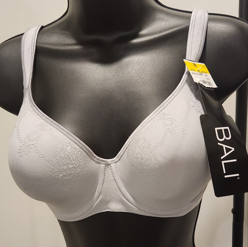 BALI Double Support Wireless Bra  size M